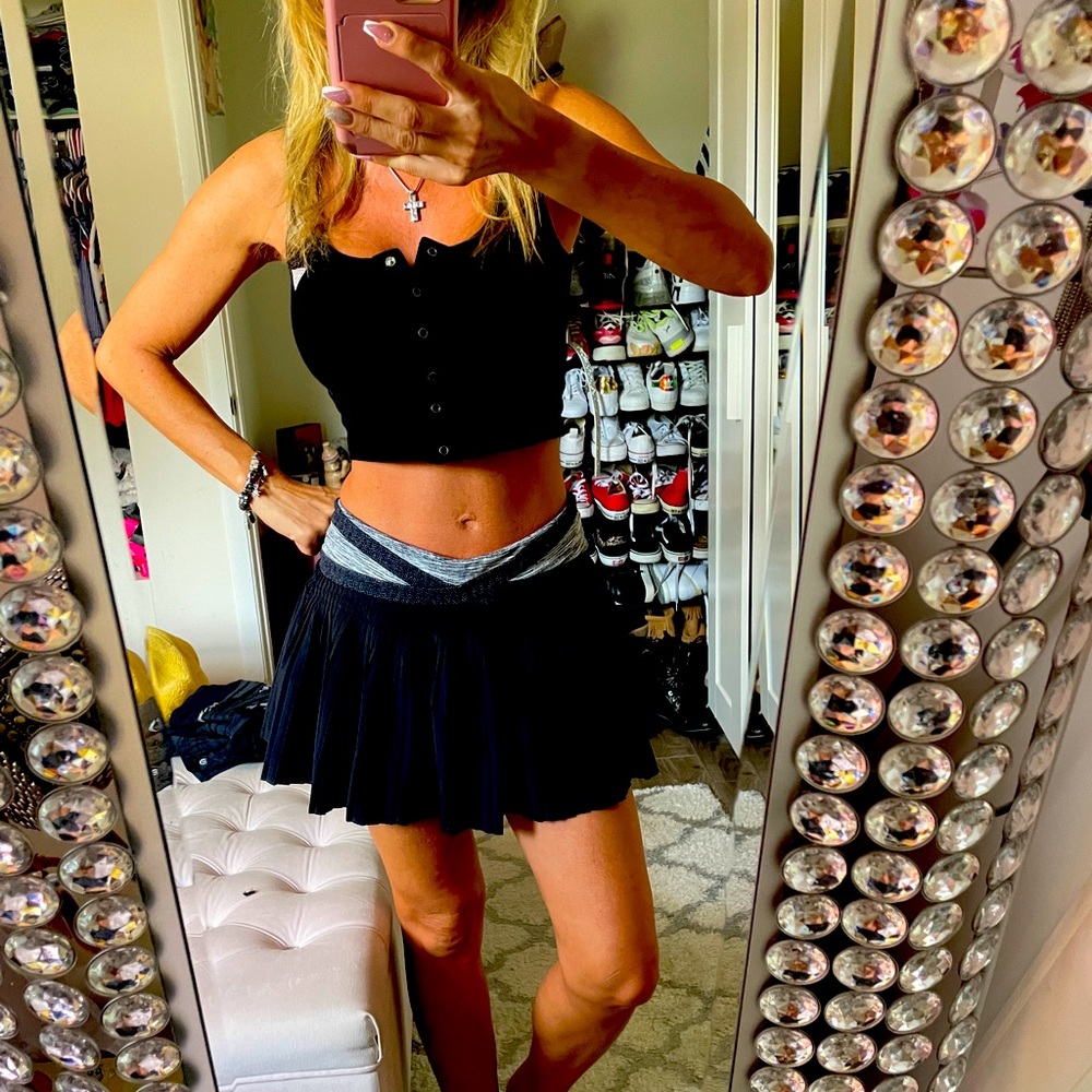 Lululemon my little sister company ivivva pleated skirt